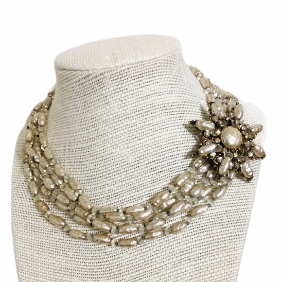 Miriam Haskell Jewelry - Host Pick Vintage Miriam Haskell Necklace